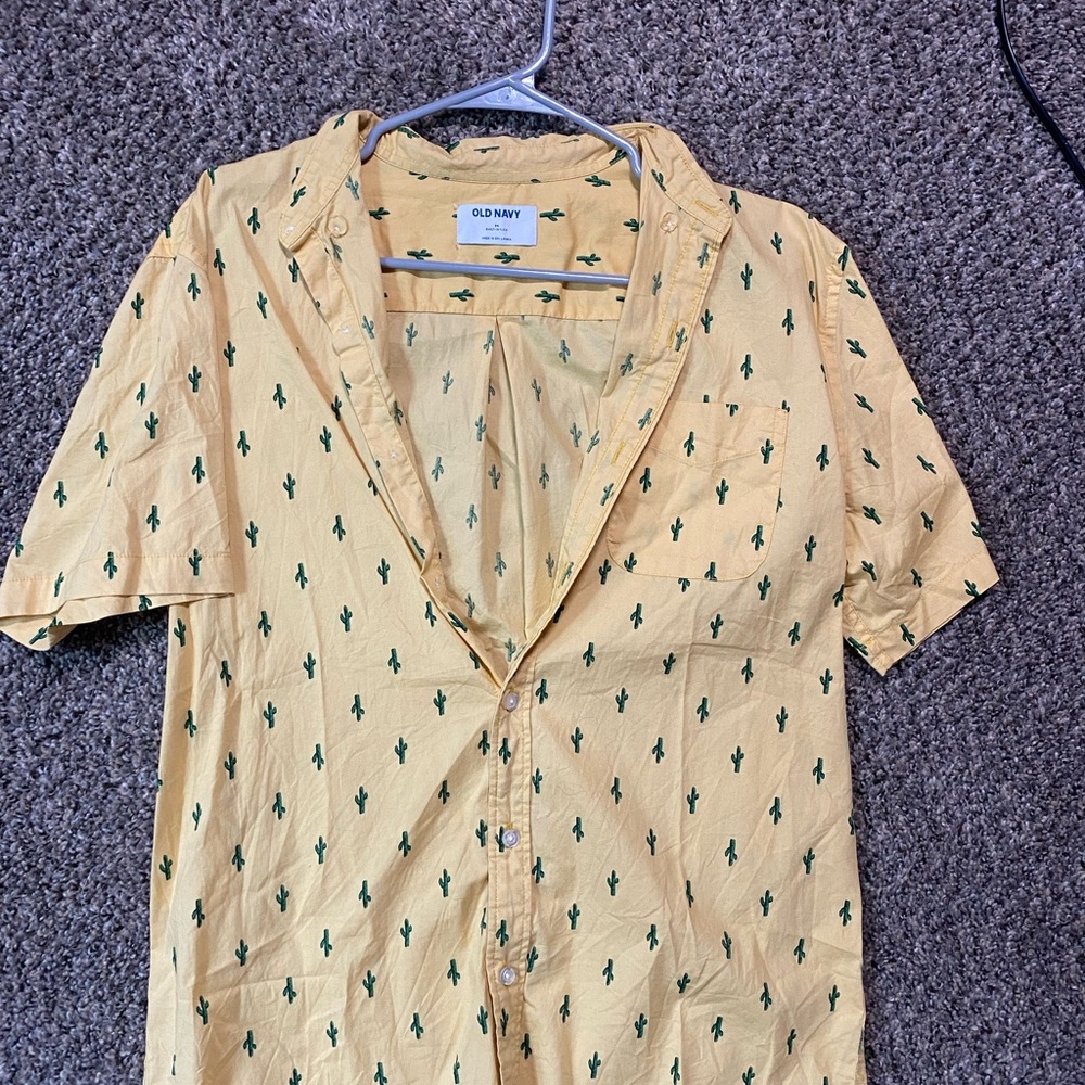 Old Navy Men's Shirt in Yellow with Cactus Design